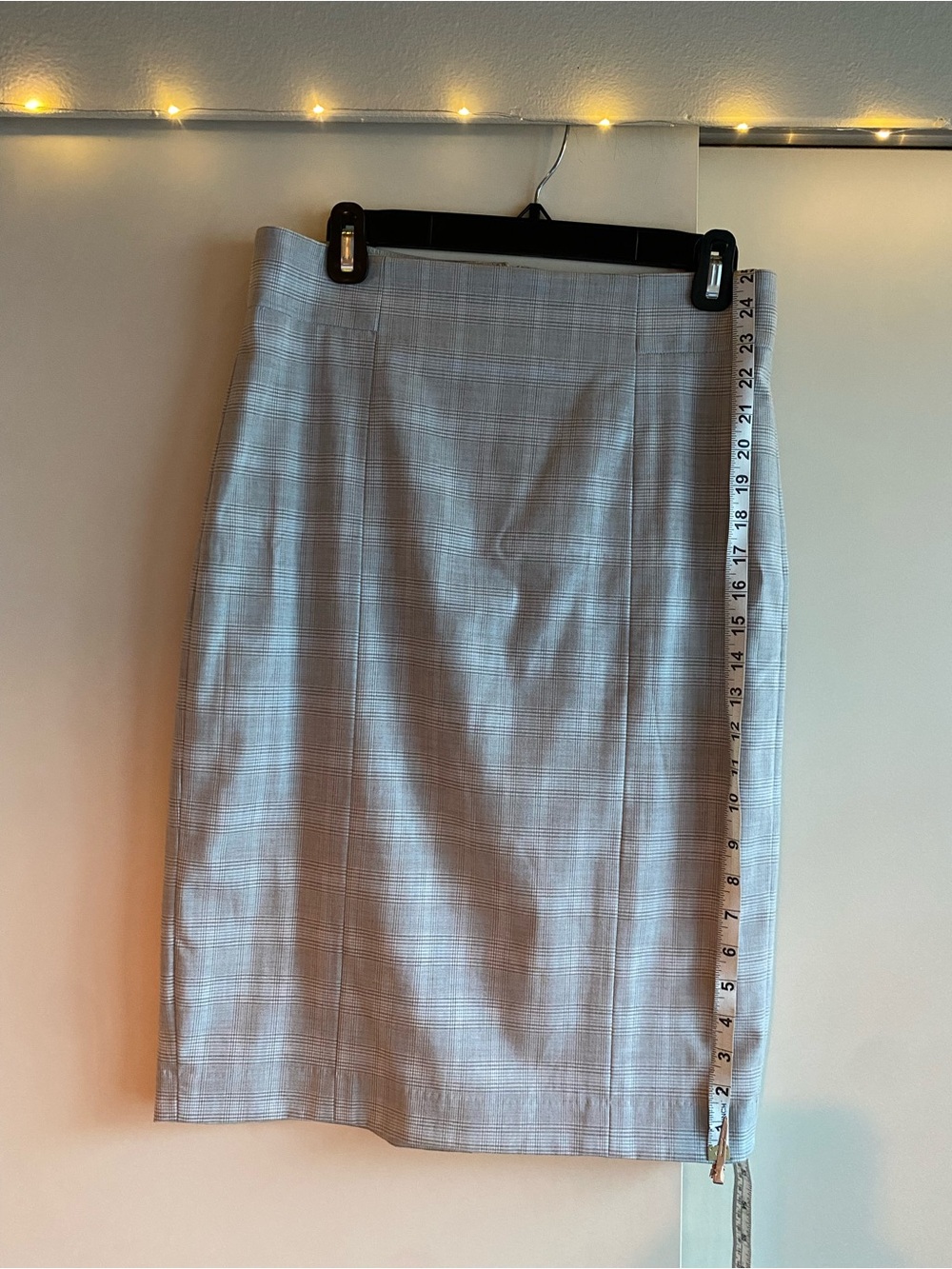 Ann Taylor Gray Plaid Pencil Skirt Size 4